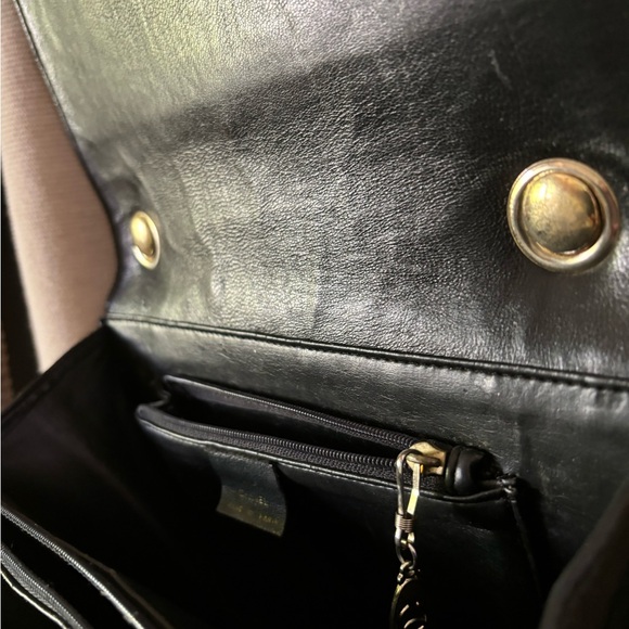 Authentic Chanel handbag good used condition 91/2”x7 1/2” and 4”wide at base - Picture 13 of 14